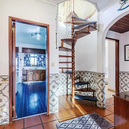 3 Brd Retreat Apartment *