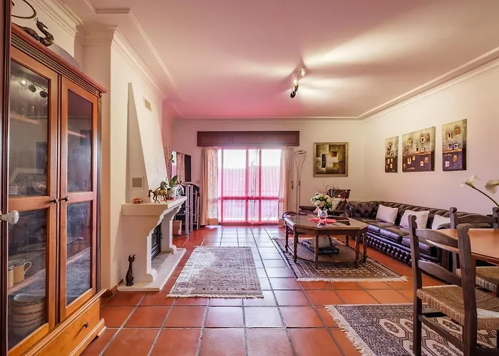 3 Brd Retreat Apartment